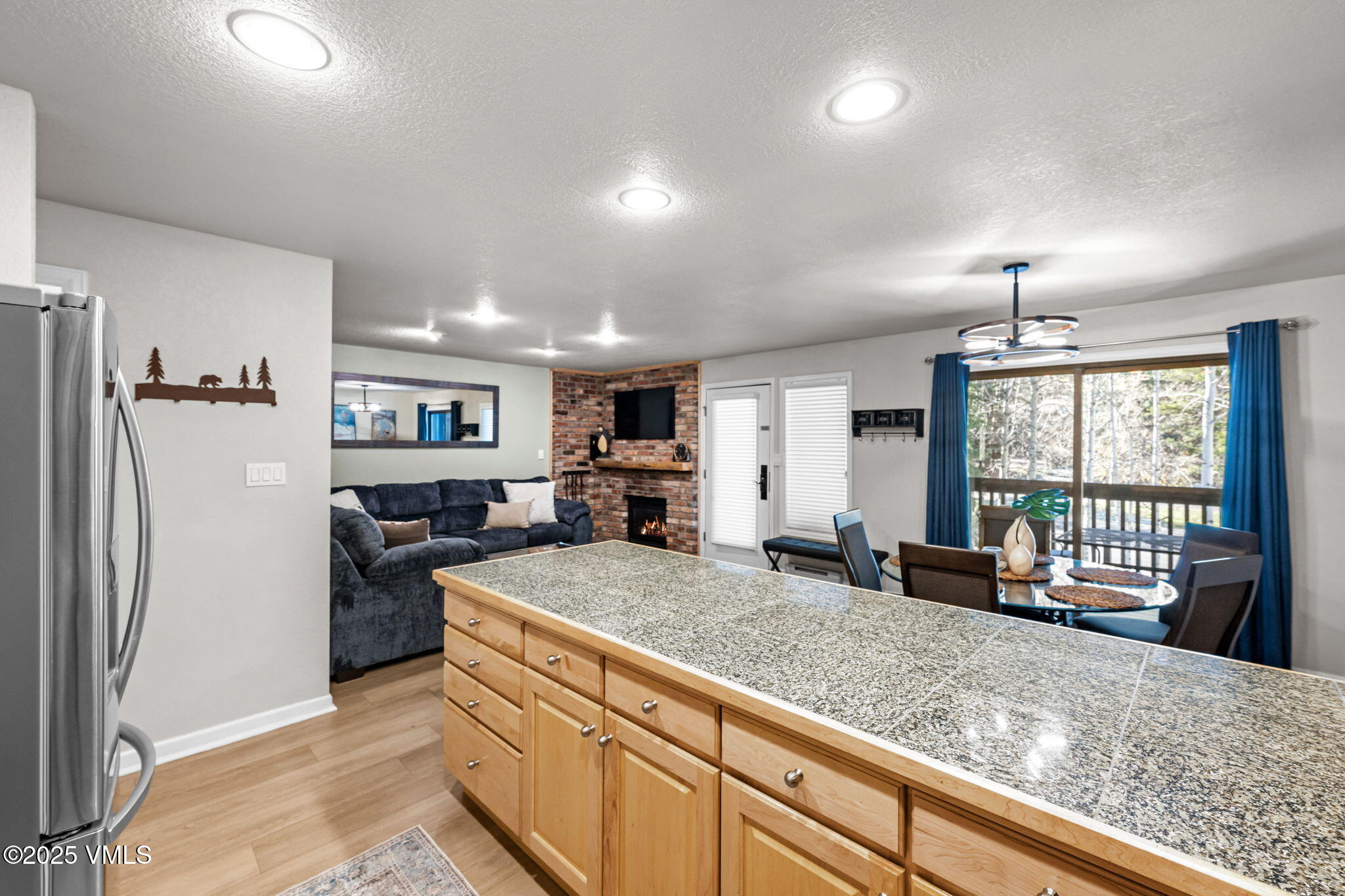 4580 Vail Racquet Club Drive, Unit 11 Vail, CO 81657 - Photo 12 of 41 27-web-or-mls-GAM_8800