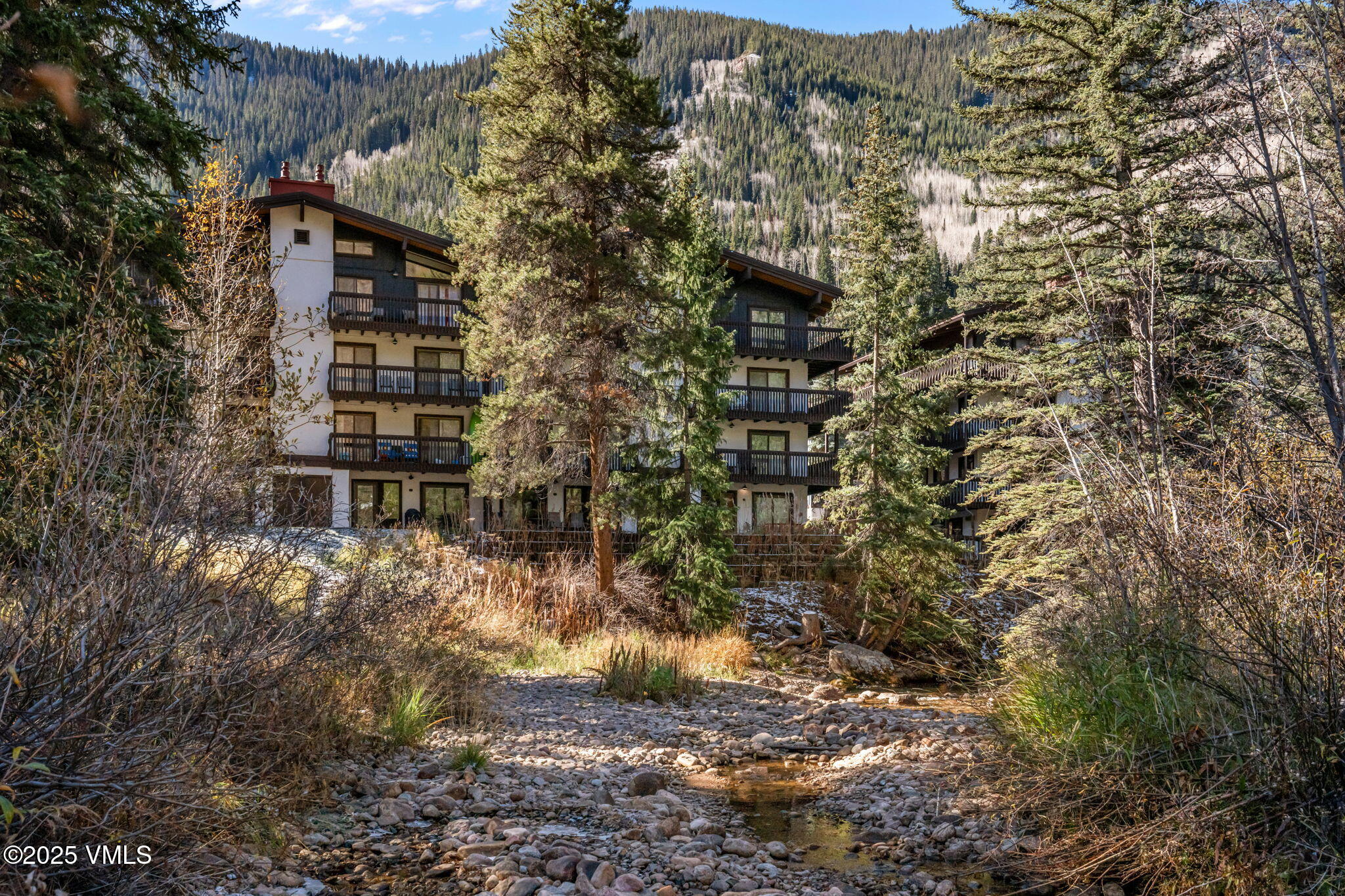 4580 Vail Racquet Club Drive, Unit 11 Vail, CO 81657 - Photo 24 of 41 45-web-or-mls-GAM_8998