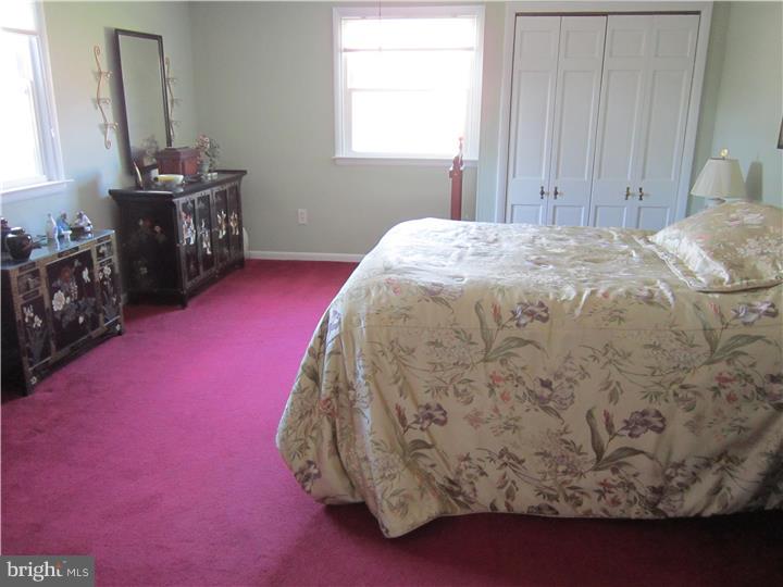 53 Snyder Lane Springfield, PA 19064 - Photo 11 of 25 Bedroom - Main