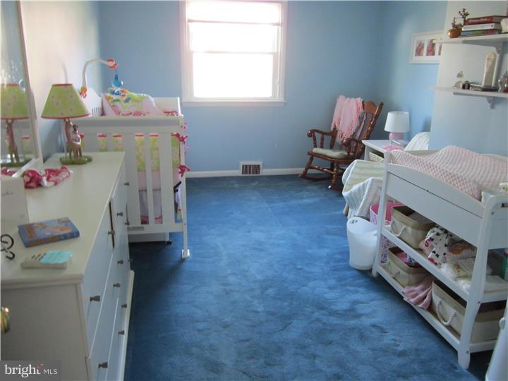 53 Snyder Lane Springfield, PA 19064 - Photo 12 of 25 Bedroom 2