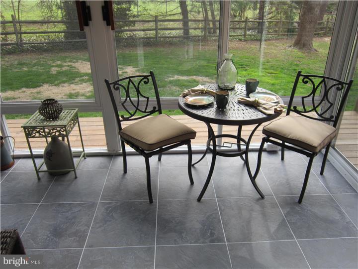 53 Snyder Lane Springfield, PA 19064 - Photo 17 of 25 Sun Room