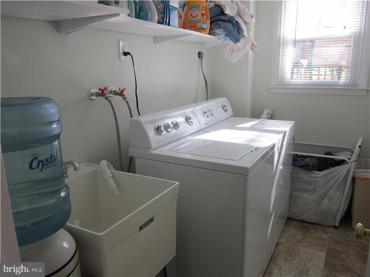 53 Snyder Lane Springfield, PA 19064 - Photo 18 of 25 Laundry Room