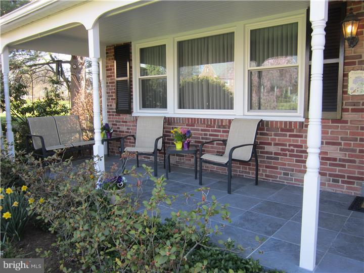 53 Snyder Lane Springfield, PA 19064 - Photo 19 of 25 Porch