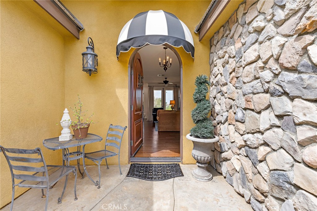 14787 Wood Riverside, CA 92508 - Photo 46 of 68 Cottage Residence: Entrance