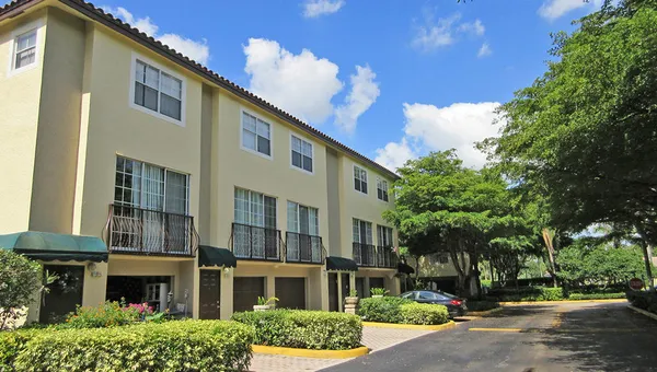 $2,950 | 20889 St Andrews Boulevard, Boca Raton, FL 33433