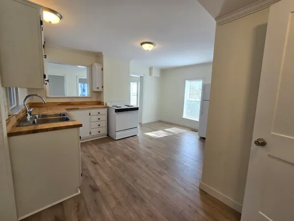 $194,500 | 64 Union Street, Hillsdale, MI 49242