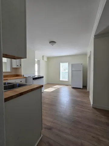 $194,500 | 64 Union Street, Hillsdale, MI 49242