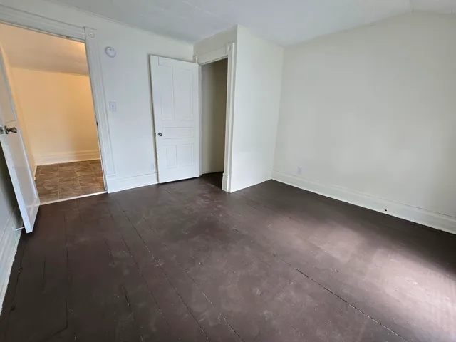 $194,500 | 64 Union Street, Hillsdale, MI 49242