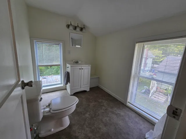 $194,500 | 64 Union Street, Hillsdale, MI 49242