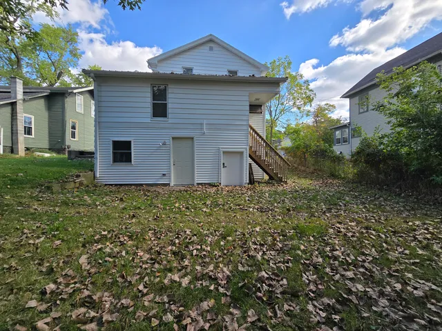 $194,500 | 64 Union Street, Hillsdale, MI 49242