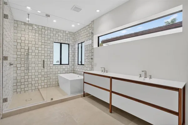 $3,990,000 | 7222 Southwest 52nd Court, Miami, FL 33143