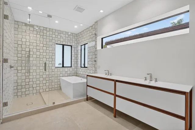 $3,990,000 | 7222 Southwest 52nd Court, Miami, FL 33143