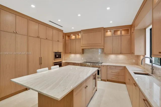 $3,990,000 | 7222 Southwest 52nd Court, Miami, FL 33143