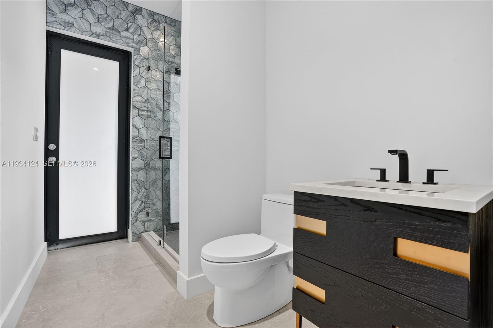 7222 Southwest 52nd Court Miami, FL 33143 - Photo 8 of 21