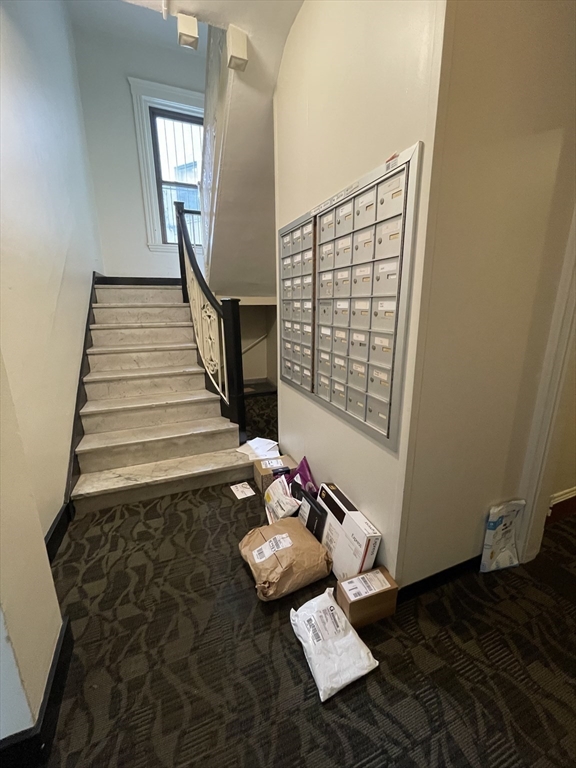 660 Huntington Avenue, Unit 14 Boston, MA 02115 - Photo 11 of 19 a view of entryway