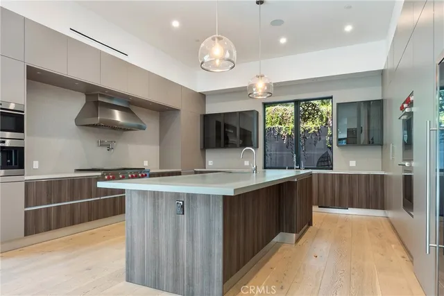 $7,377,777 | 4653 Vanalden Avenue, Tarzana, CA 91356