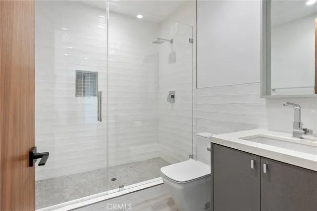 $7,377,777 | 4653 Vanalden Avenue, Tarzana, CA 91356