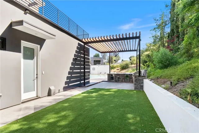 $7,377,777 | 4653 Vanalden Avenue, Tarzana, CA 91356