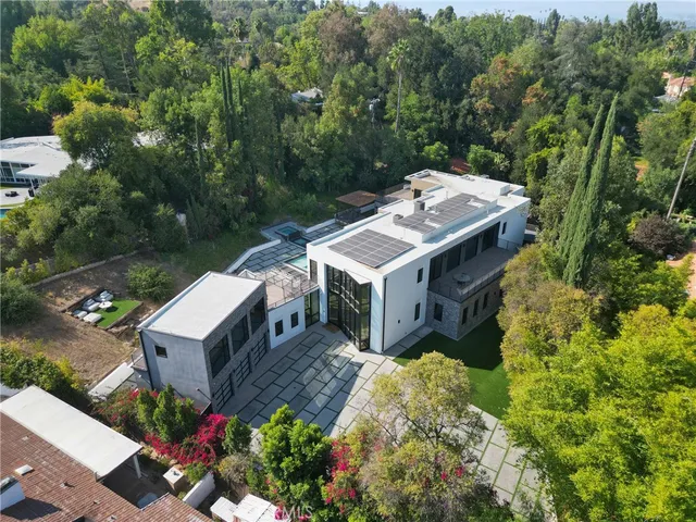 $7,377,777 | 4653 Vanalden Avenue, Tarzana, CA 91356