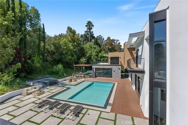 $7,377,777 | 4653 Vanalden Avenue, Tarzana, CA 91356