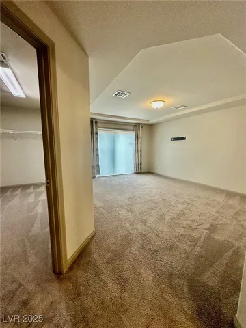 $3,395 | 9768 Golden Thread Court, Las Vegas, NV 89141