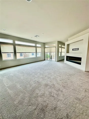 $3,395 | 9768 Golden Thread Court, Las Vegas, NV 89141