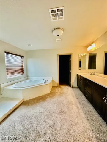 $3,495 | 9768 Golden Thread Court, Las Vegas, NV 89141