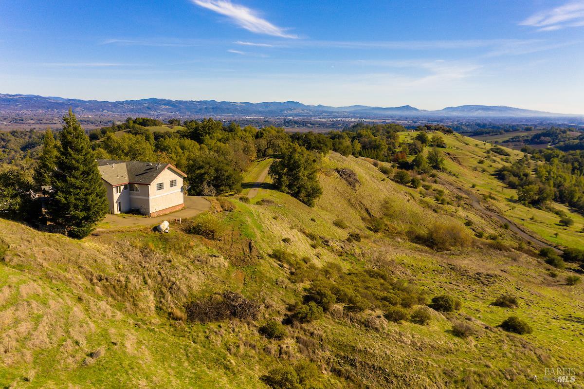 2365 Sweetwater Springs Road Healdsburg, CA 95448 - Photo 32 of 37