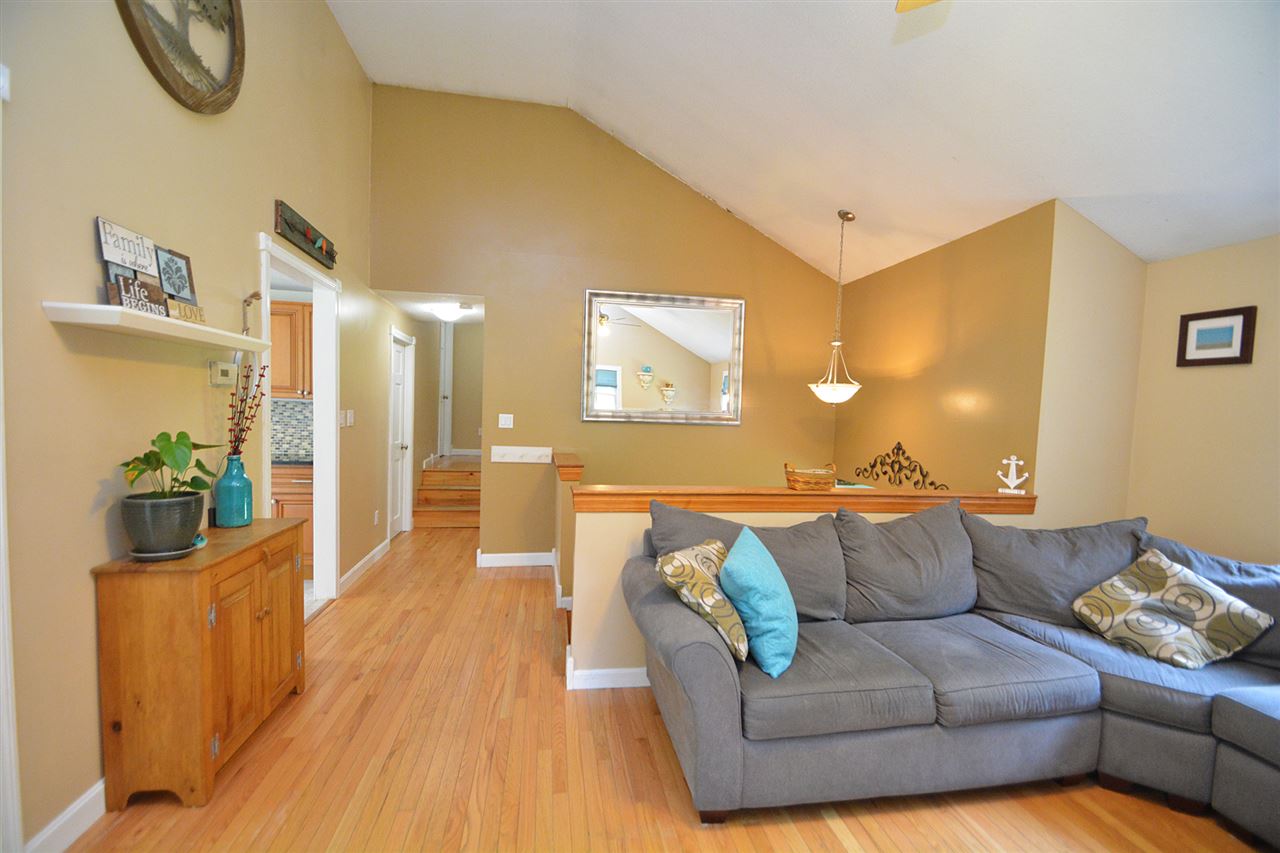 77 Old Bay Road New Durham, NH 03855 - Photo 3 of 40