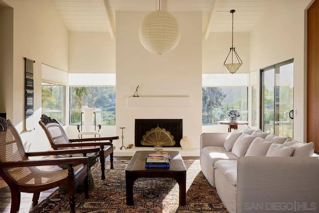 17335 Via Del Bravo Rancho Santa Fe, CA 92067 - Photo 8 of 40