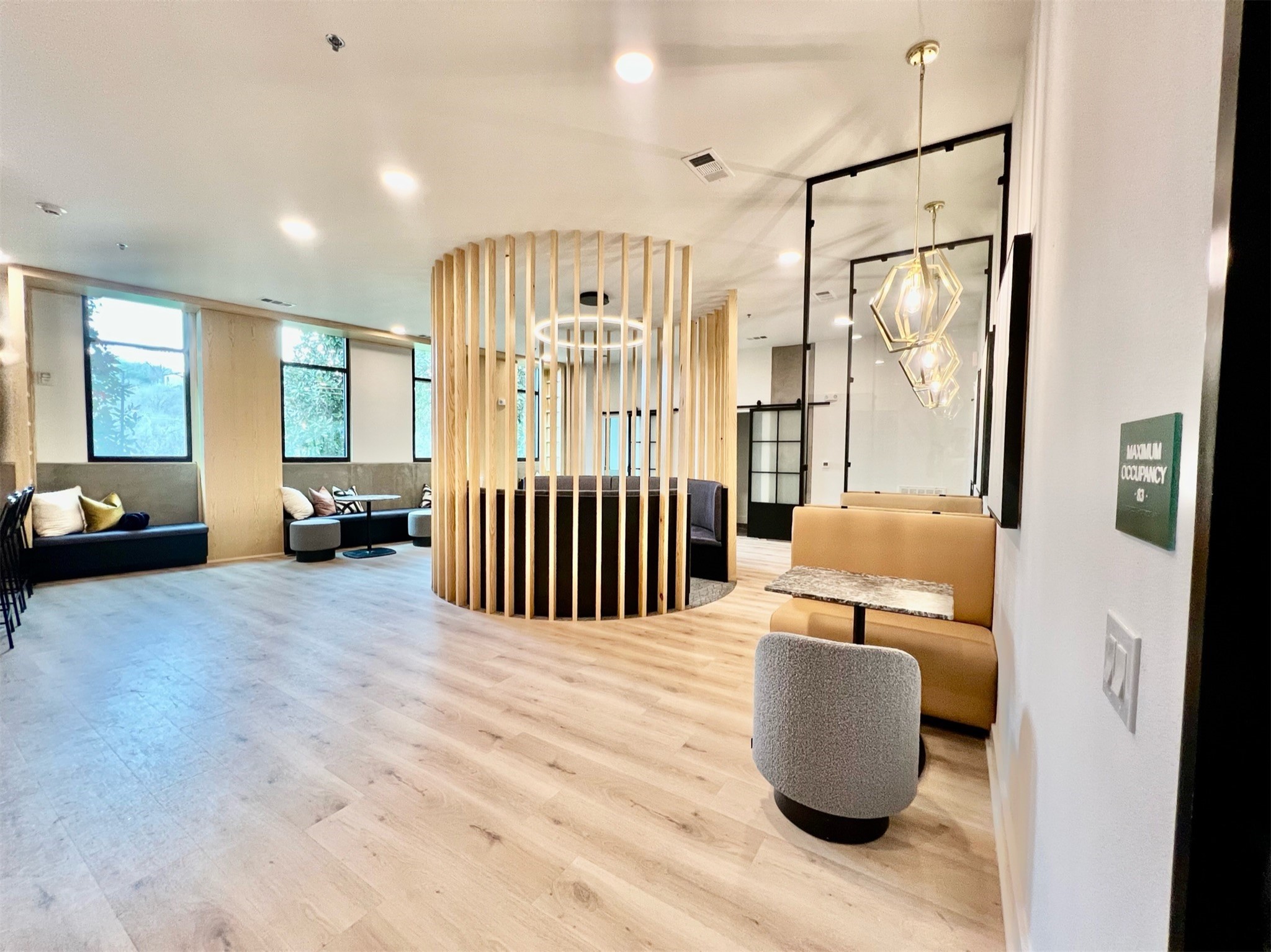 2500 Longview Street, Unit 417 Austin, TX 78705 - Photo 2 of 24 Resident lounge