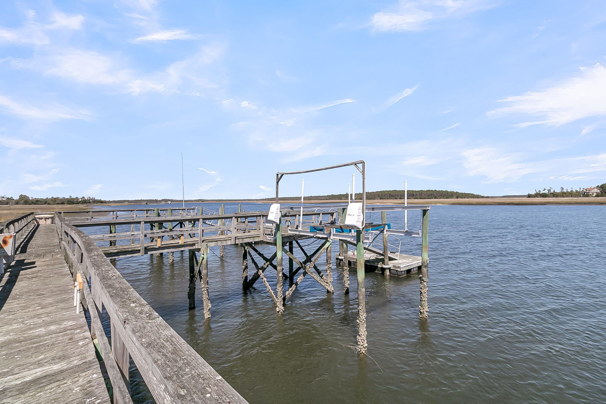 2296 Beckenham Drive Mount Pleasant, SC 29466 - Photo 35 of 44 dock on Wando