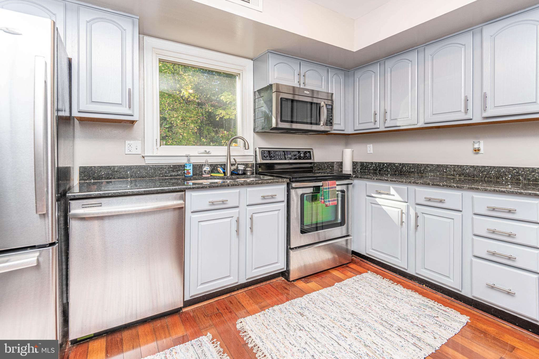 7100 Whetstone Road Alexandria, VA 22306 - Photo 6 of 23