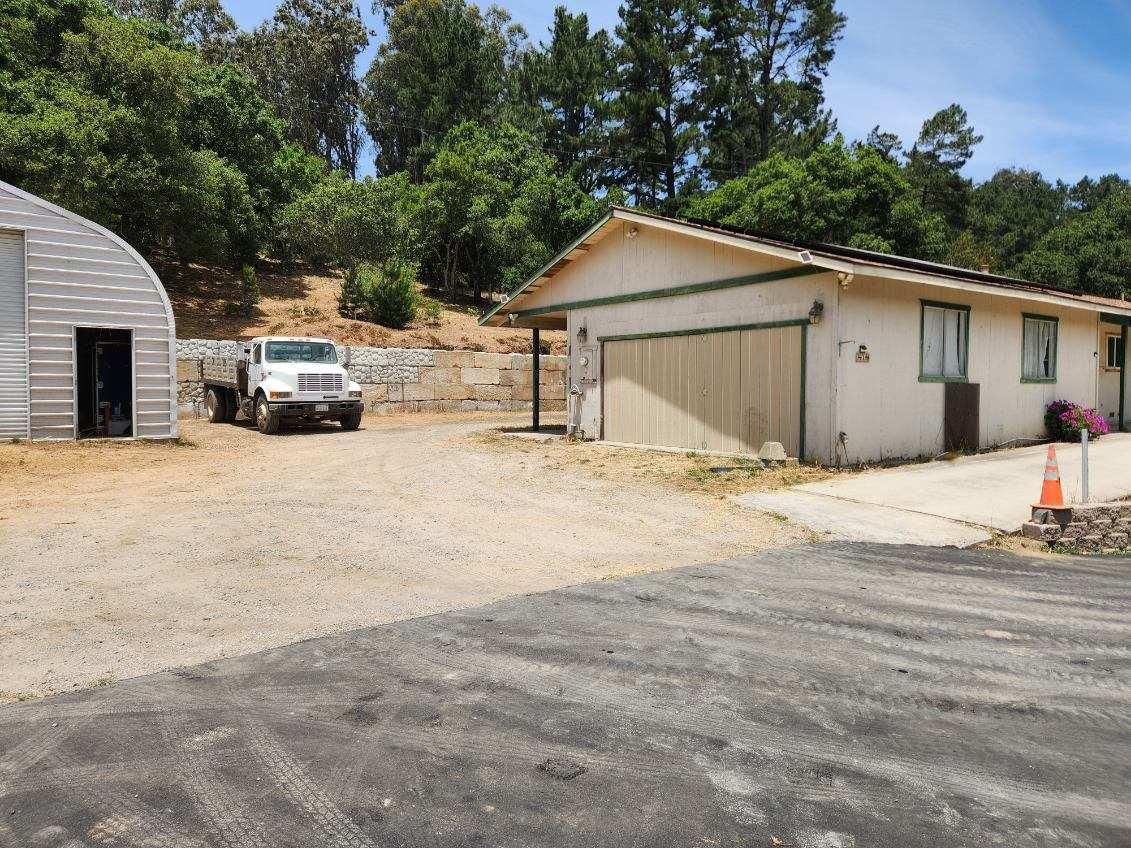 819 Lewis Road Watsonville, CA 95076 - Photo 10 of 32 a view of backyard of house