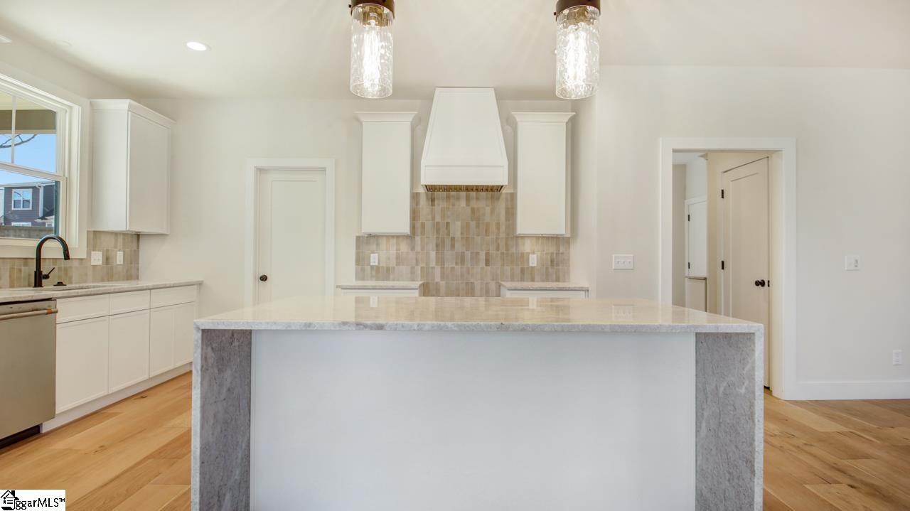 1241 Owens Road Greer, SC 29651 - Photo 11 of 36 Gallery Image 11