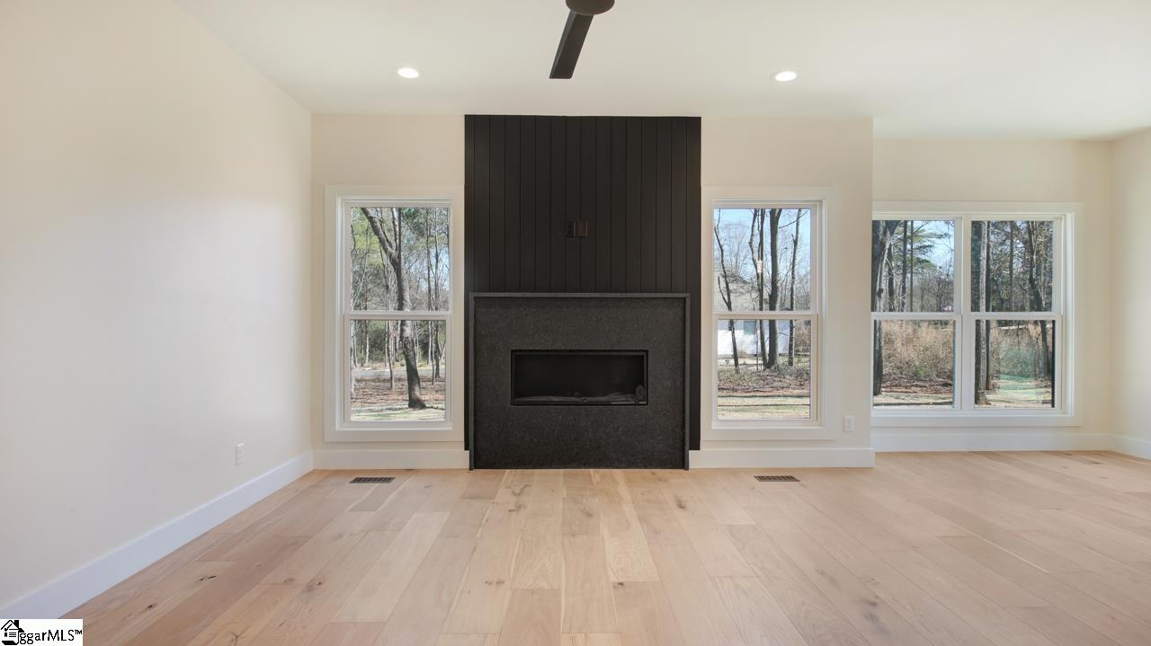 1241 Owens Road Greer, SC 29651 - Photo 8 of 36 Gallery Image 8