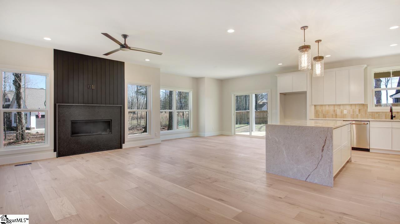 1241 Owens Road Greer, SC 29651 - Photo 9 of 36 Gallery Image 9
