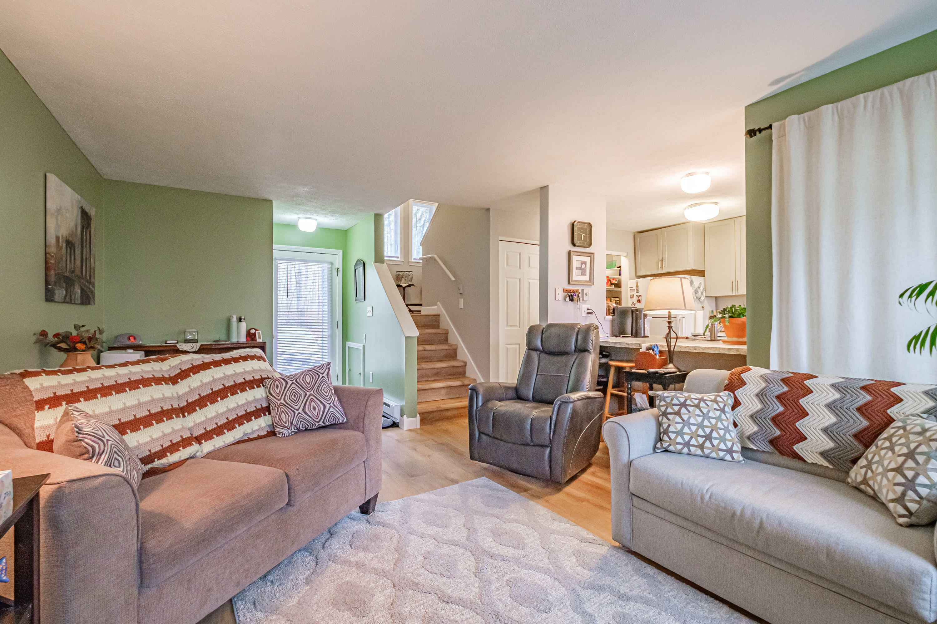 135 Portland Avenue, Unit 702 Old Orchard Beach, ME 04064 - Photo 9 of 40 20250506gp-61012