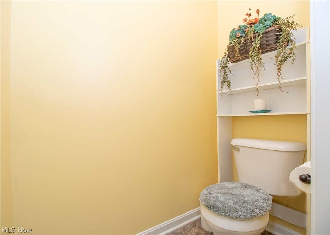 8200 Bachelor Road Northwest Magnolia, OH 44643 - Photo 20 of 30 Master Bath