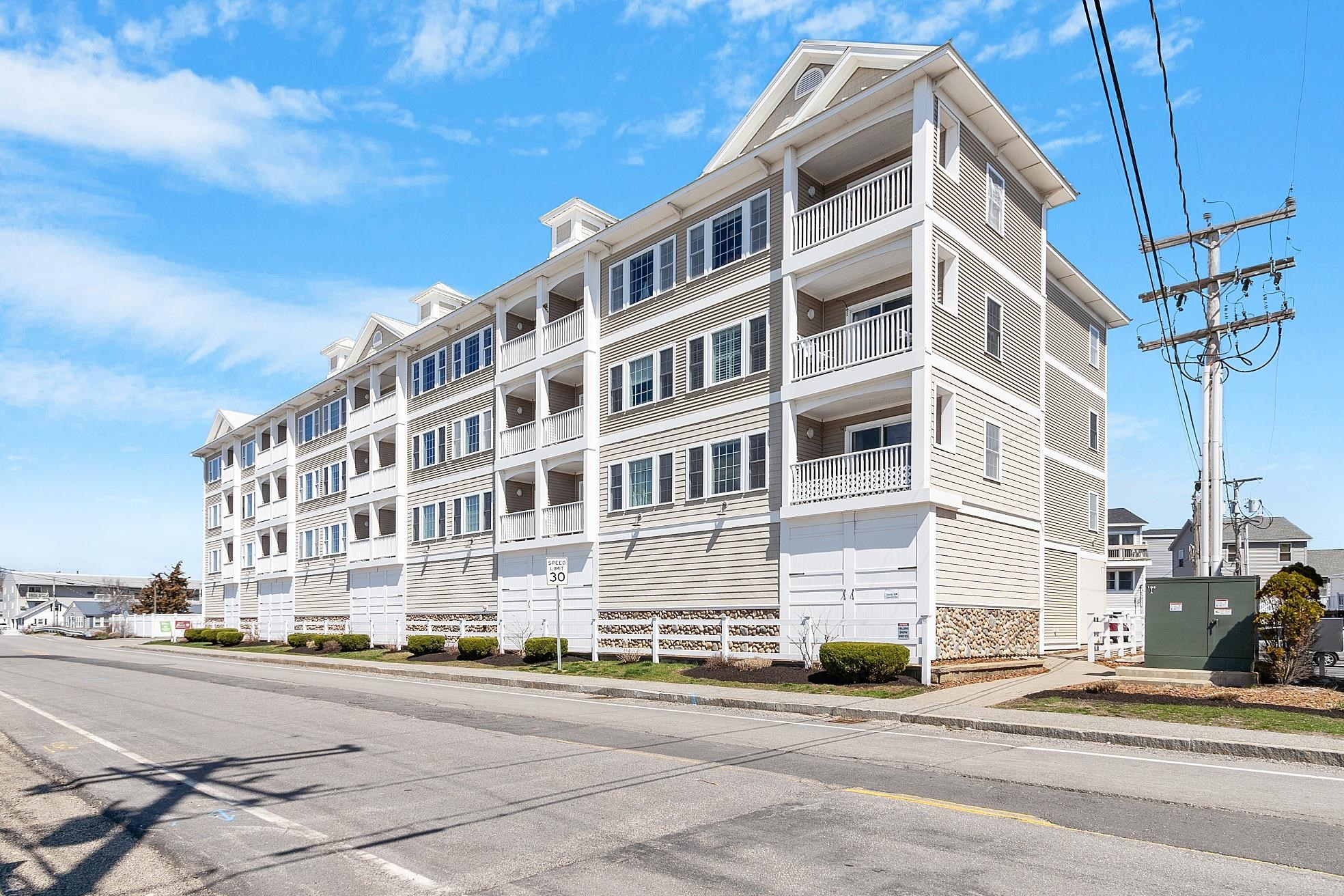 580 Winnacunnet Road, Unit 208 Hampton, NH 03842 - Photo 3 of 35