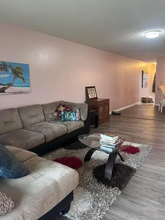 $2,725 | 4302 Martinique Circle, Unit B2, Coconut Creek, FL 33066