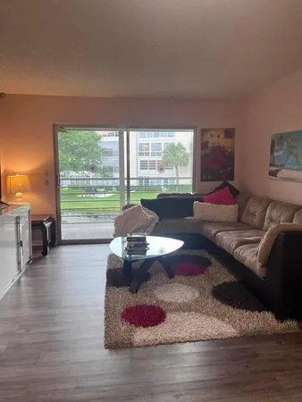 $2,725 | 4302 Martinique Circle, Unit B2, Coconut Creek, FL 33066