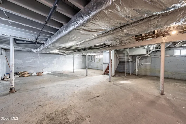 $260,000 | 195 Guy Park Avenue, Amsterdam, NY 12010