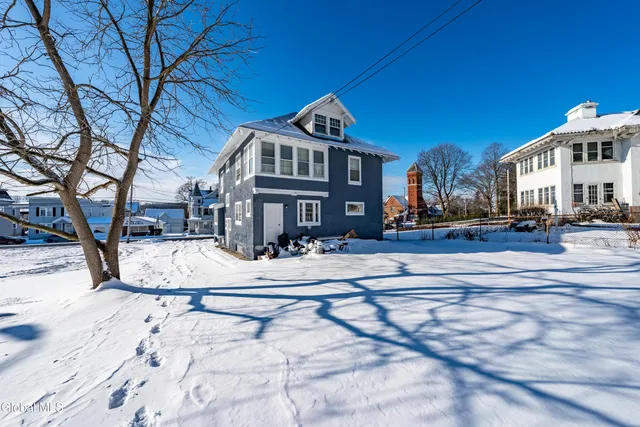 $260,000 | 195 Guy Park Avenue, Amsterdam, NY 12010