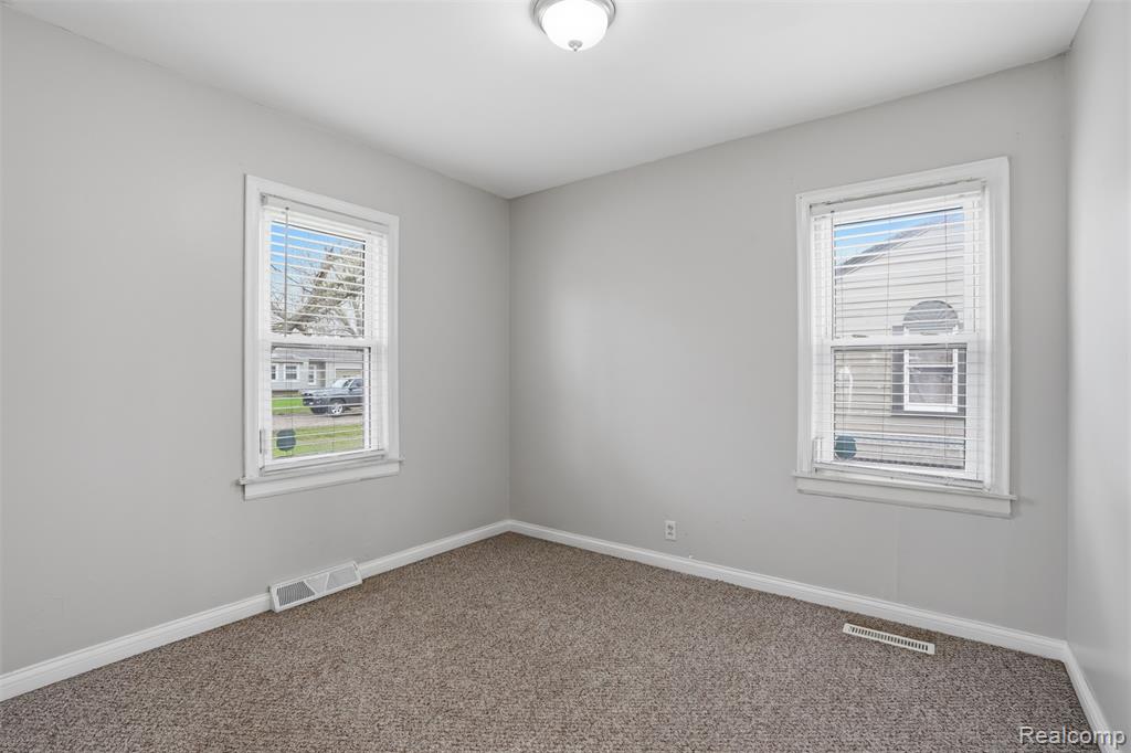 1028 Carleton Road Milan, MI 48160 - Photo 15 of 29