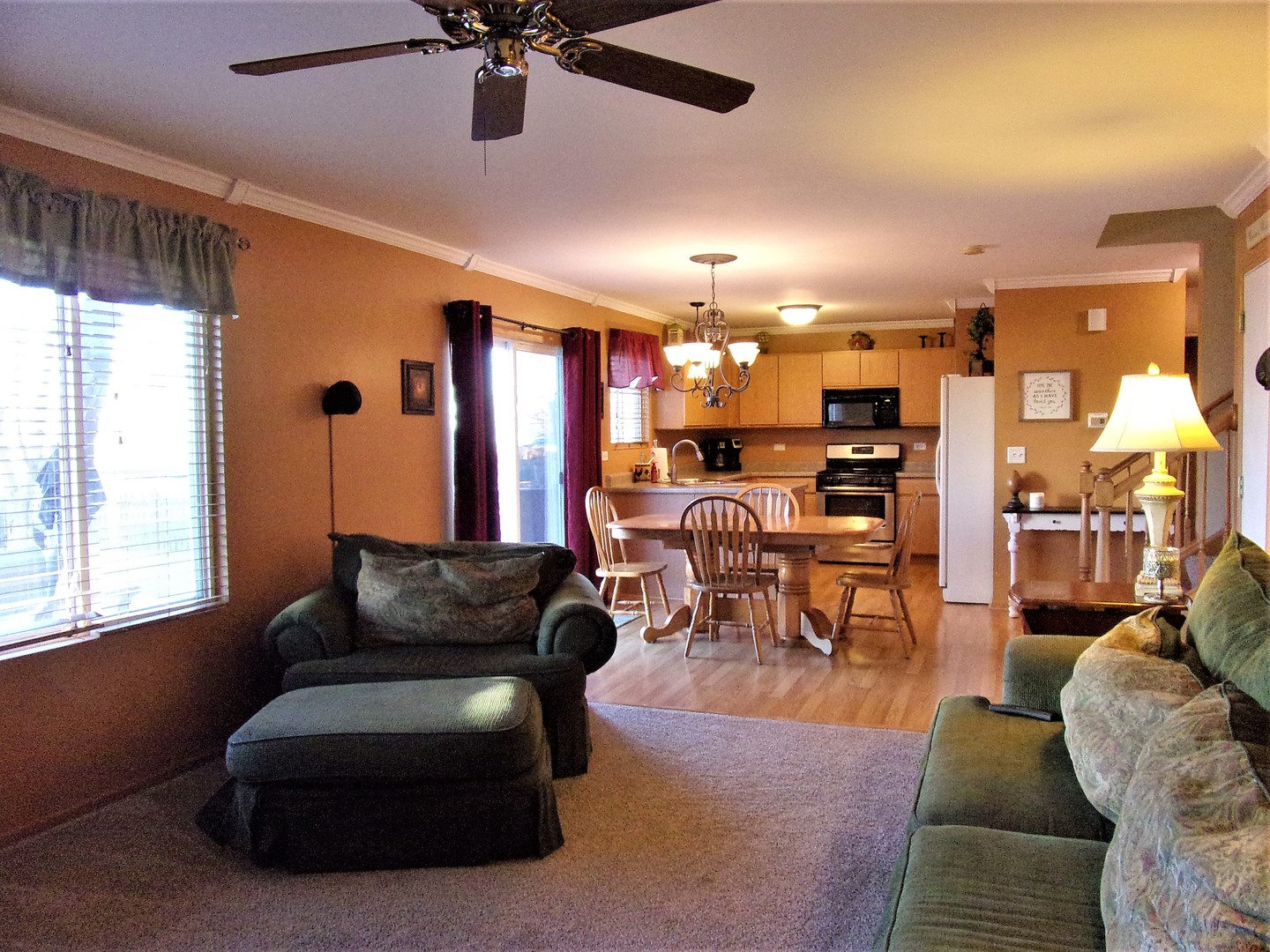 6213 Hawthorne Ridge Drive Plainfield, IL 60586 - Photo 6 of 27