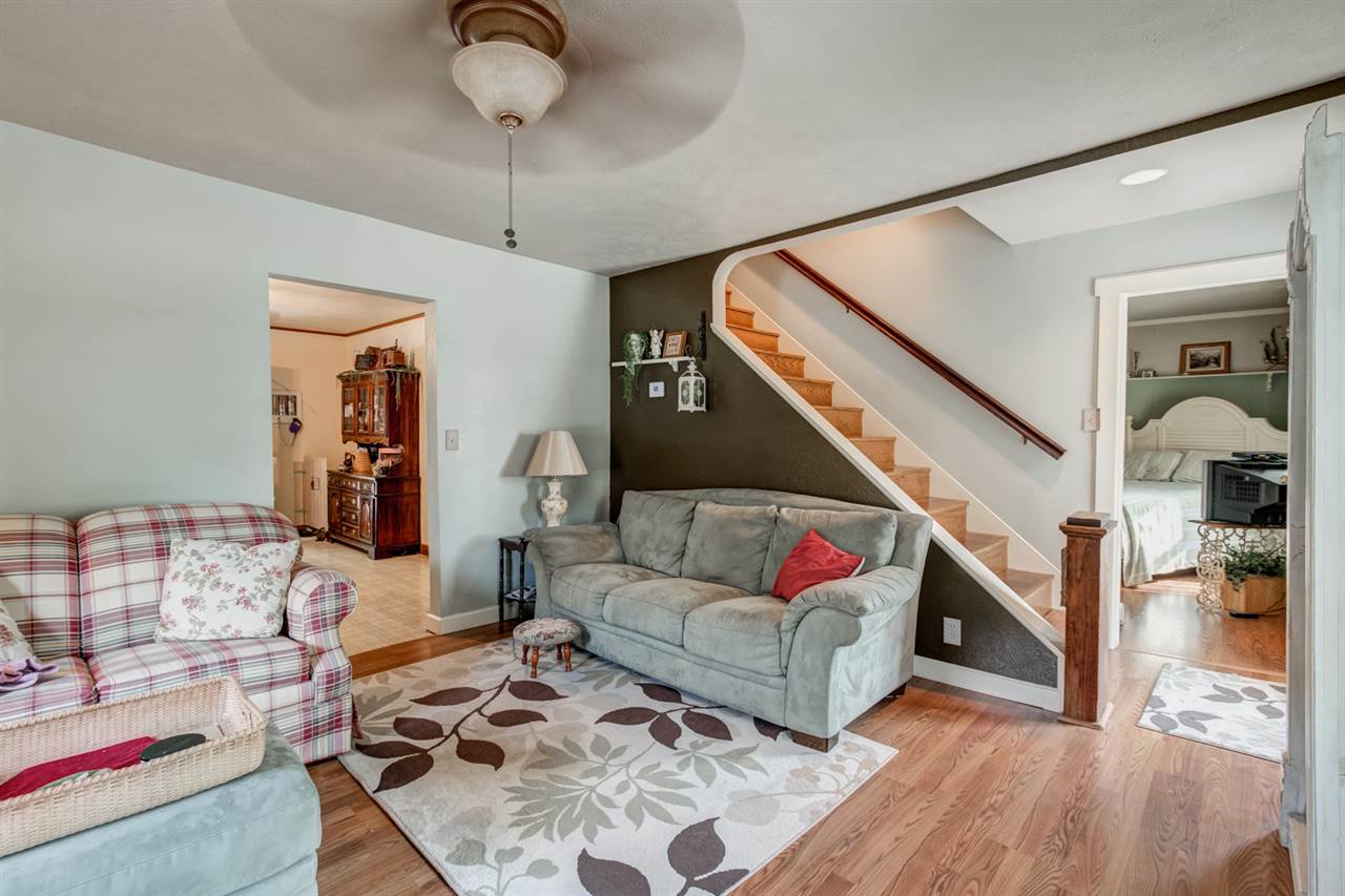 549 North Truman Road Jasper, IN 47546 - Photo 3 of 32 Gallery Image 3
