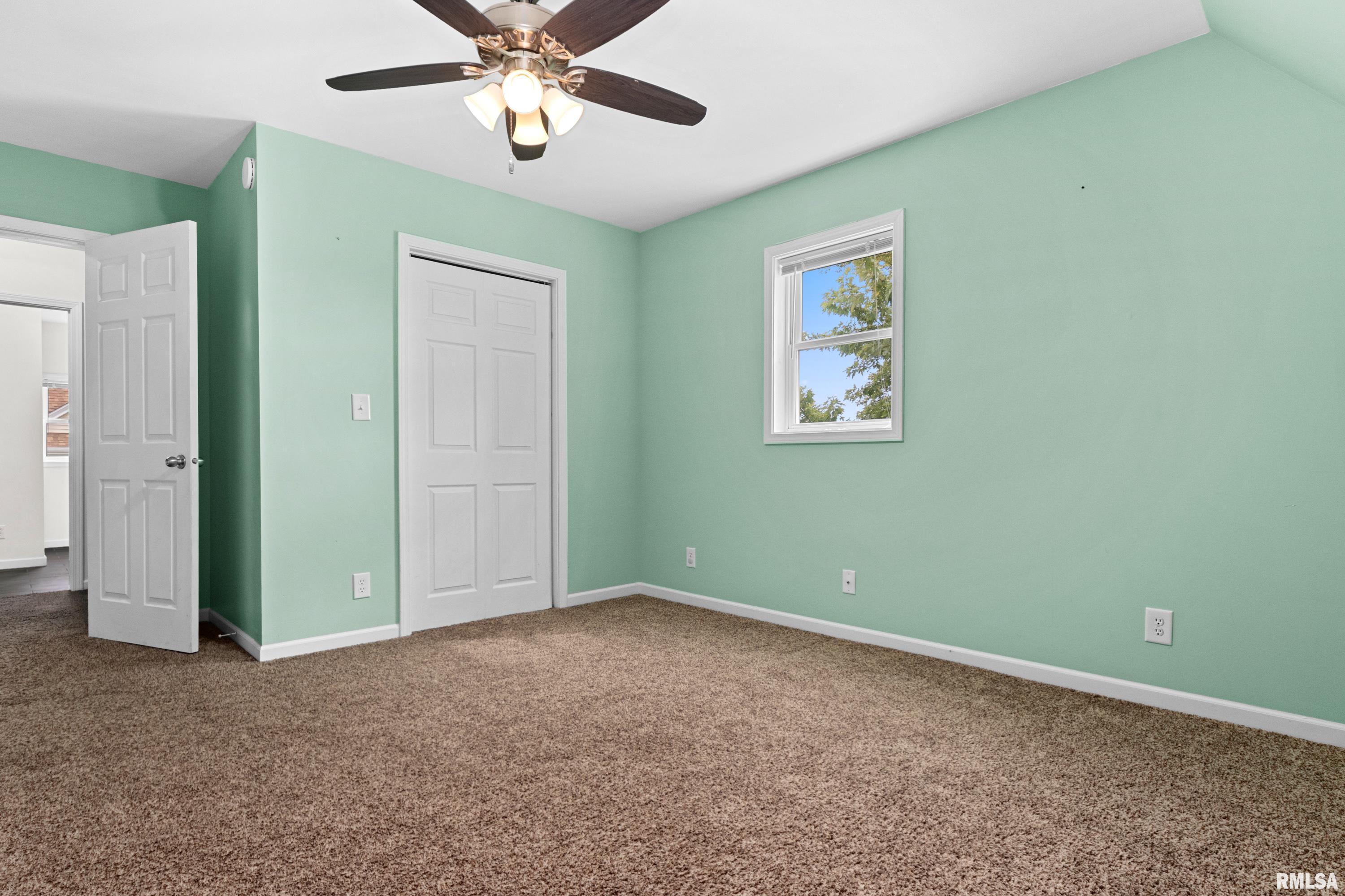 115 West Chestnut Street Washburn, IL 61570 - Photo 25 of 38