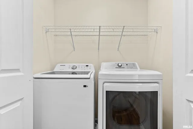 $164,900 | 115 West Chestnut Street, Washburn, IL 61570