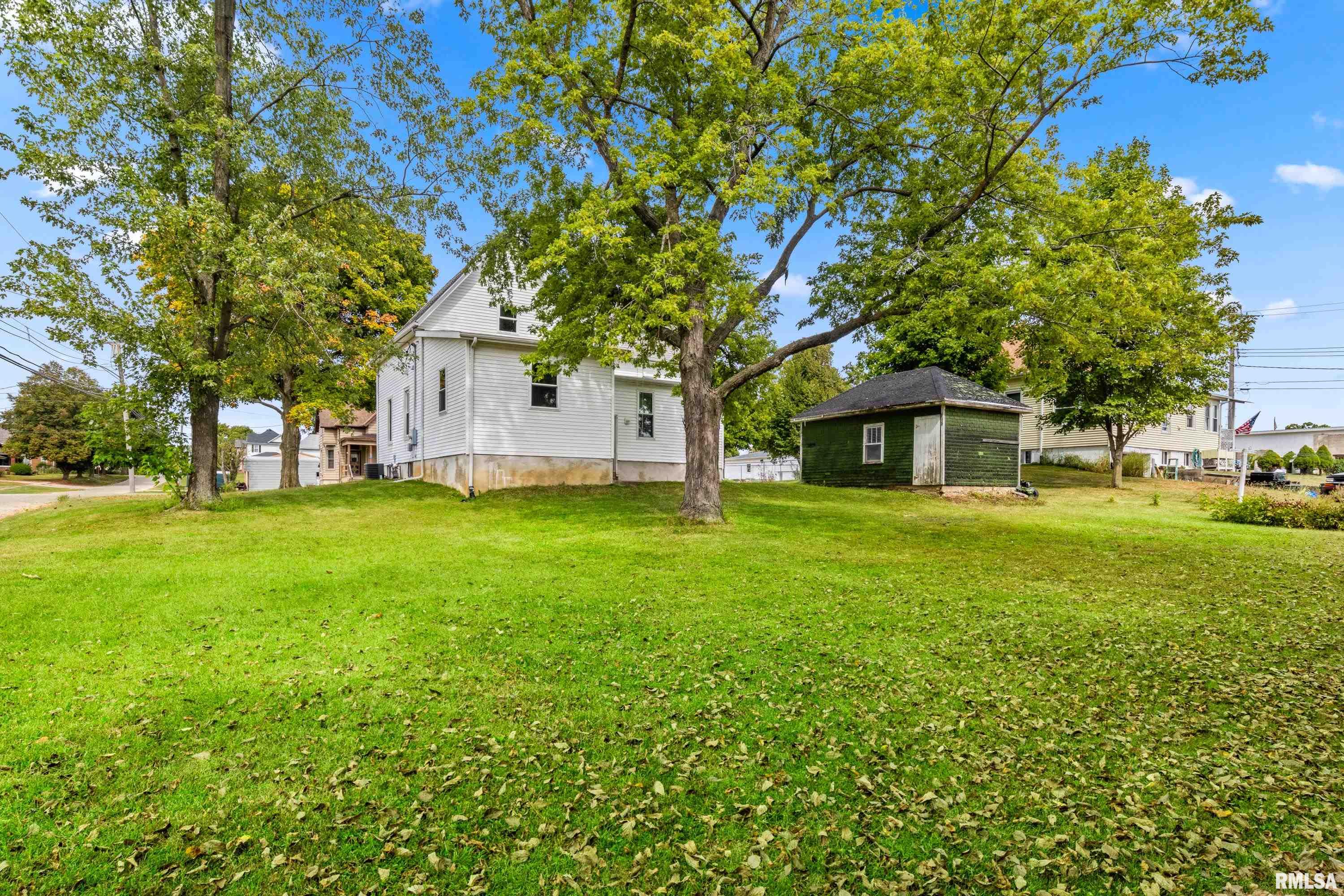 115 West Chestnut Street Washburn, IL 61570 - Photo 36 of 38